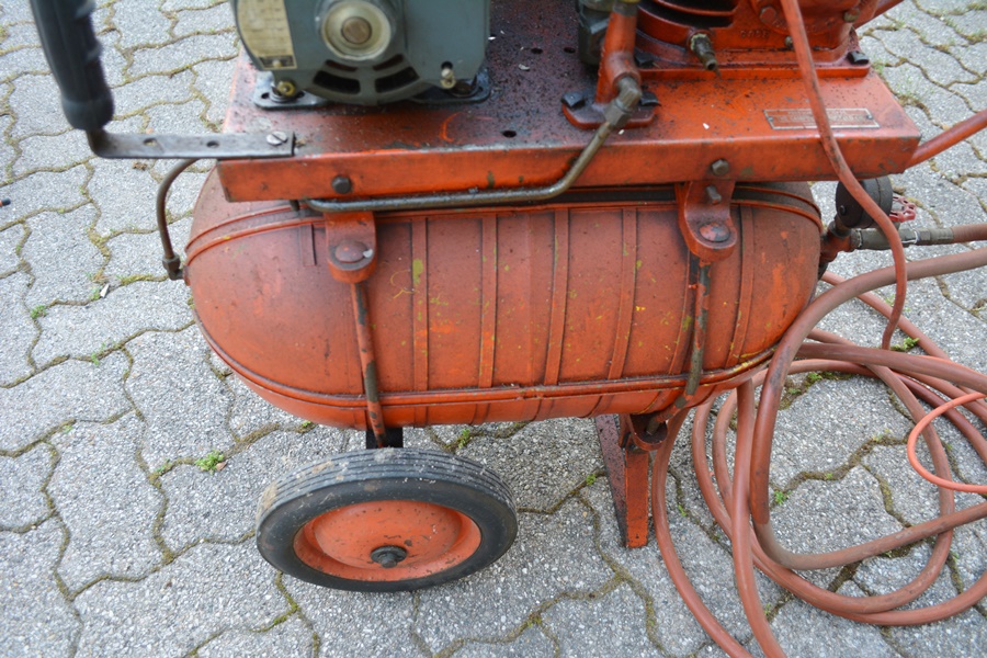 Vintage Pressure Princess Air Compressor EBTH