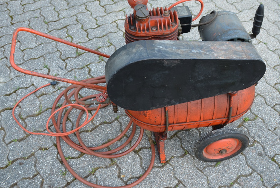 Vintage Pressure Princess Air Compressor EBTH