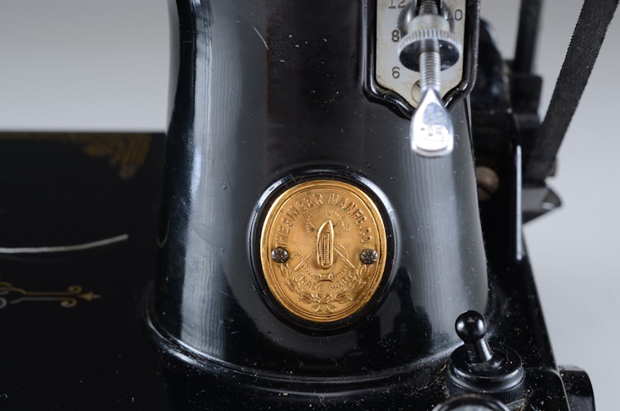 Singer Sewing Machine Featherweight Catalog 3110 Simanco Motor EBTH