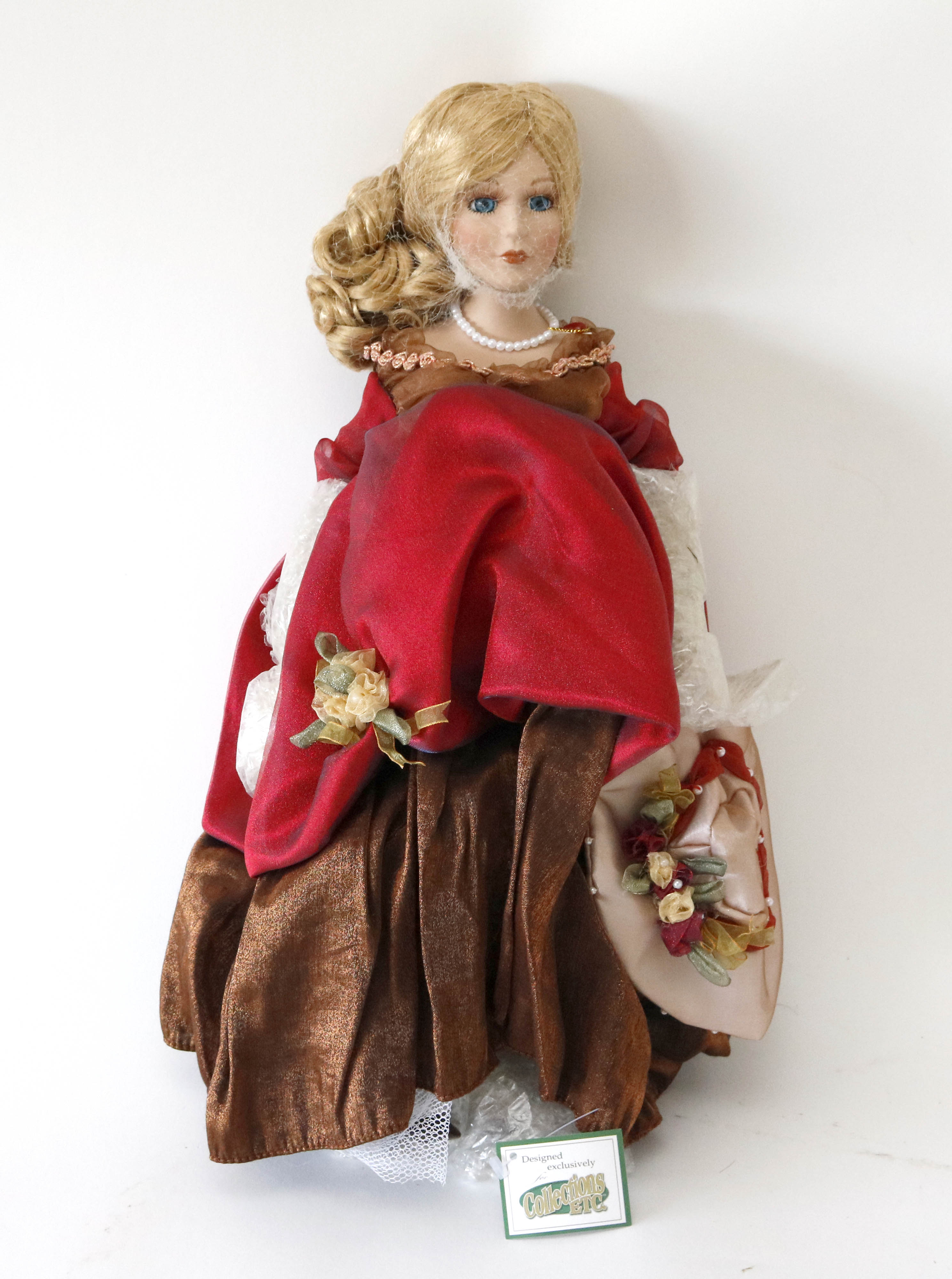 Porcelain Heritage Signature Collection Doll | EBTH