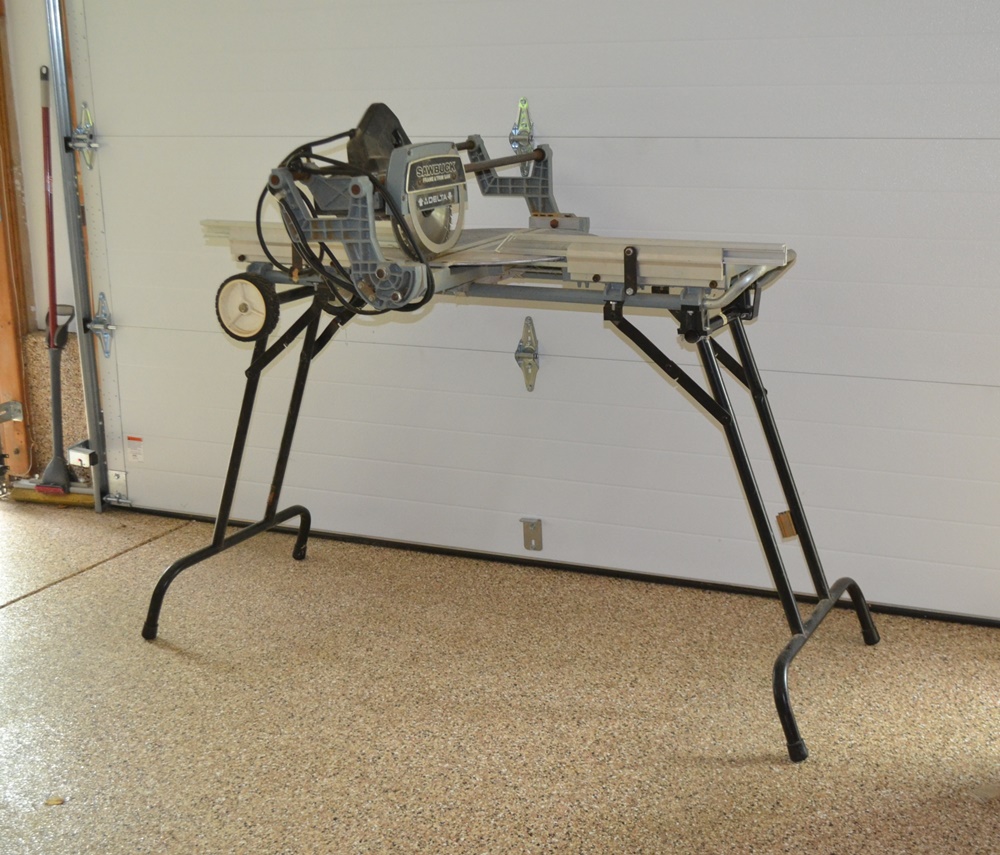 Delta Sawbuck Frame & Trim Saw EBTH