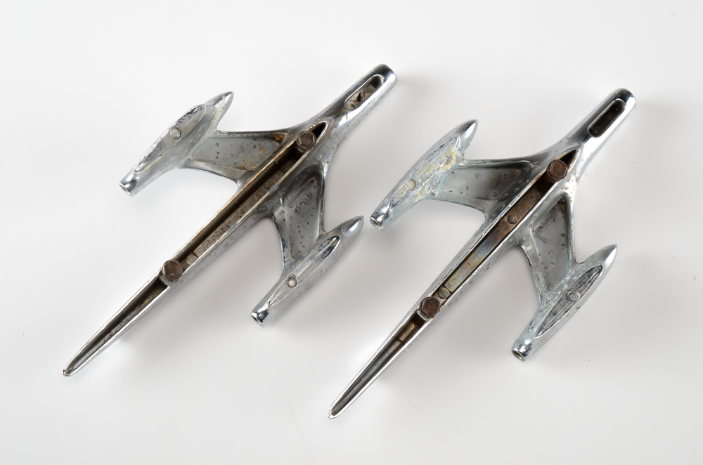 Vintage Hood Ornament EBTH