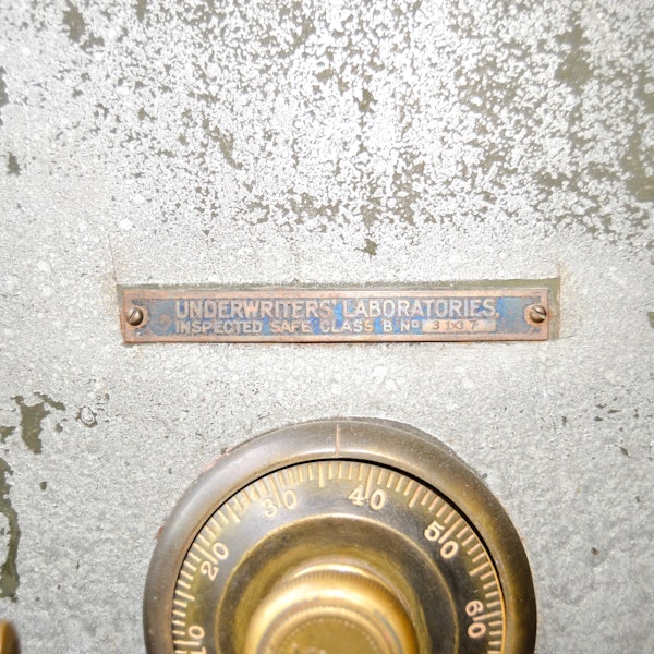 Vintage Scientist Safe Cabinet : EBTH