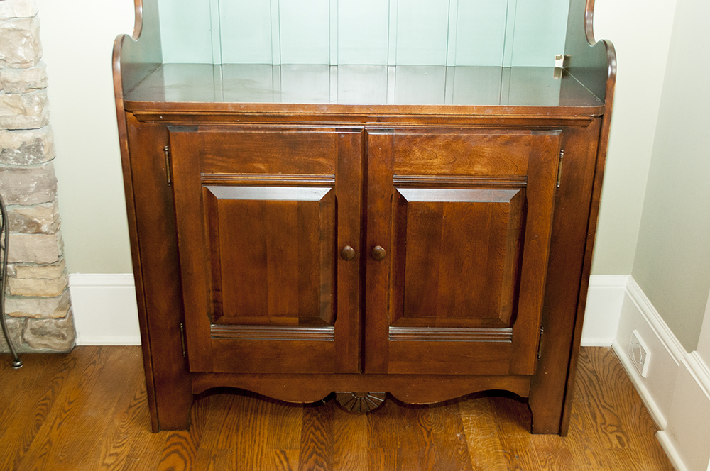 Nichols & Stone Hardwood Hutch EBTH