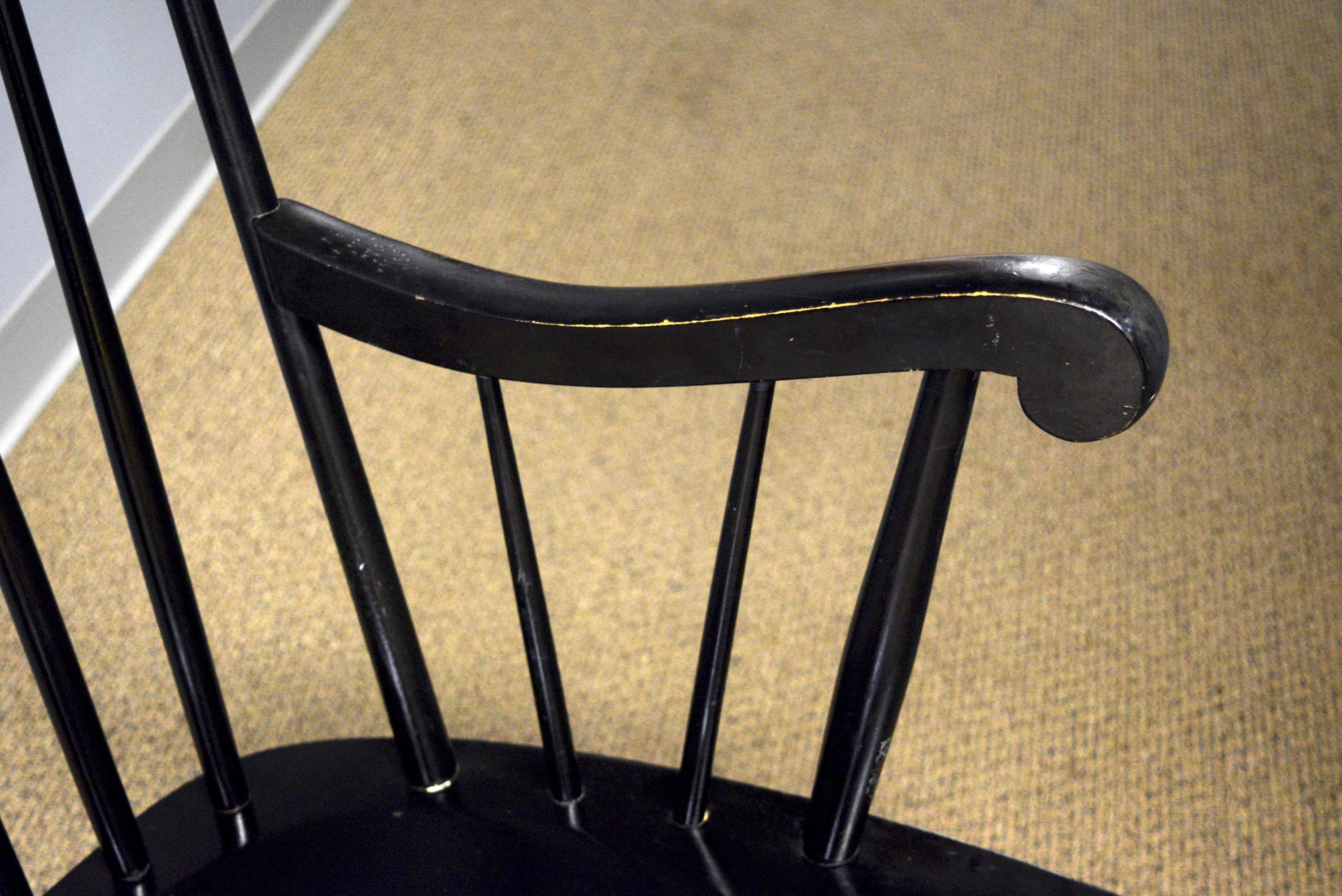 Tell City Rocking Chair EBTH