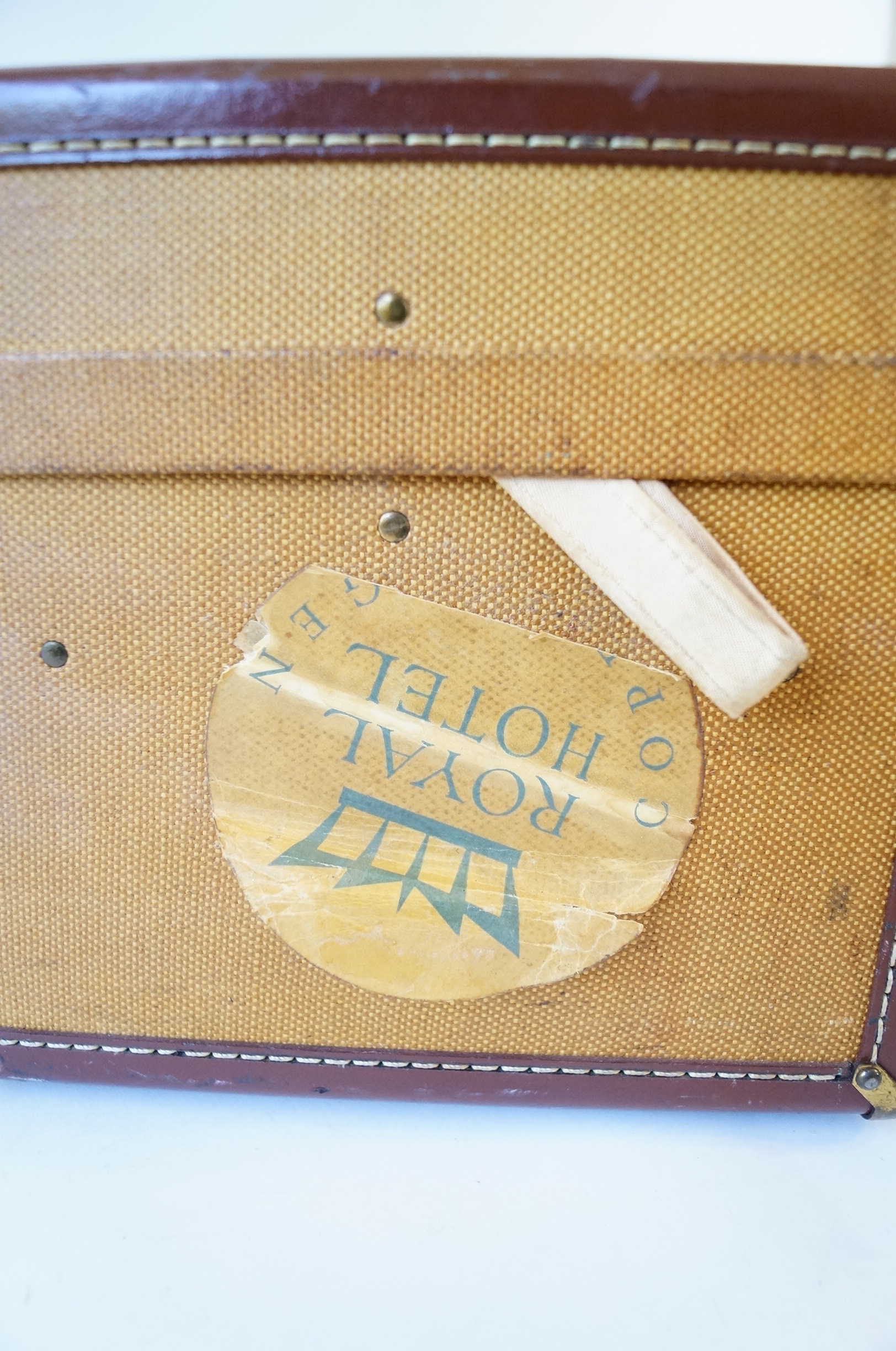 Vintage Hartmann Skymate Train Case EBTH