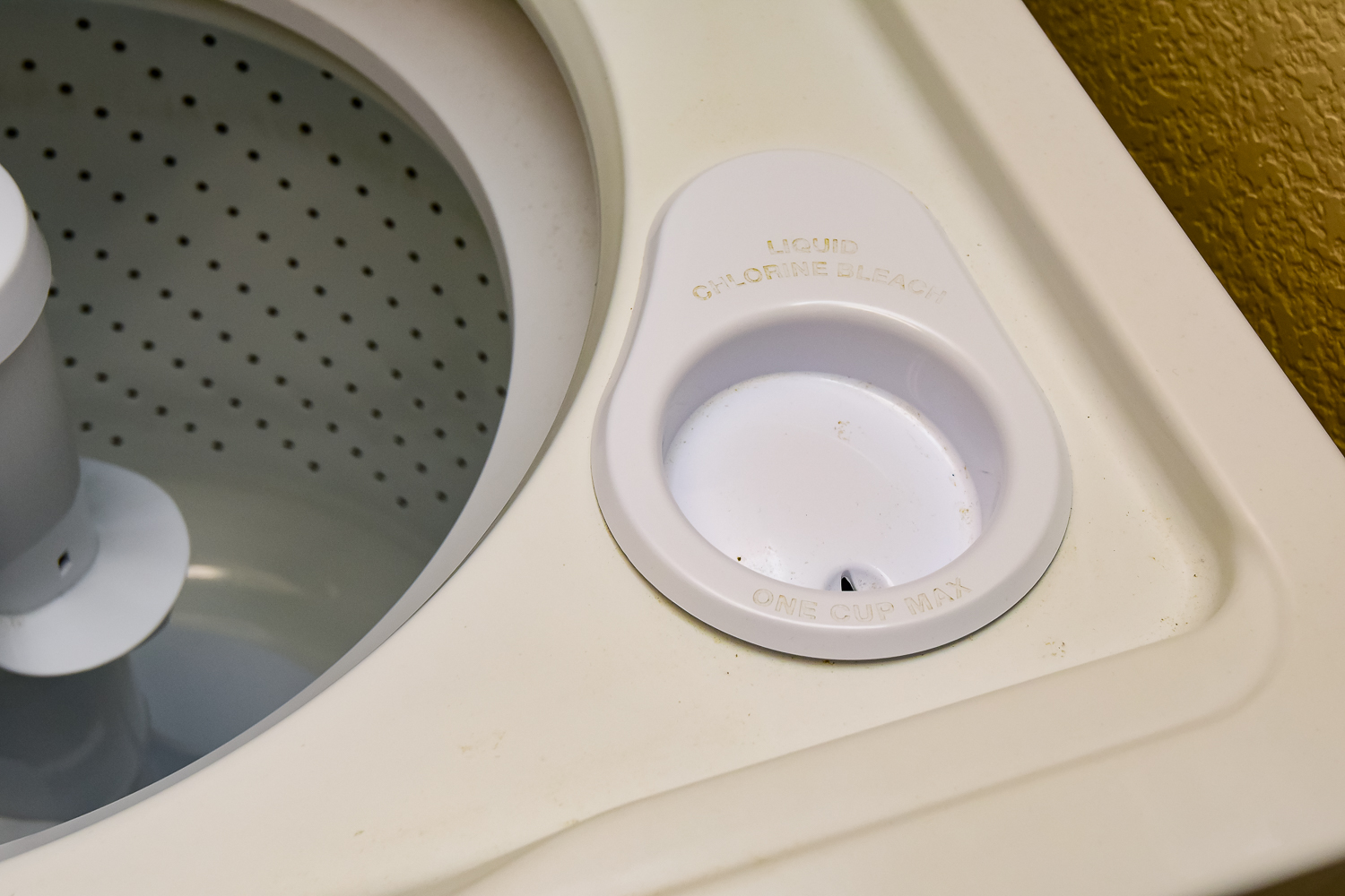 Whirlpool Washer and Dryer Set EBTH