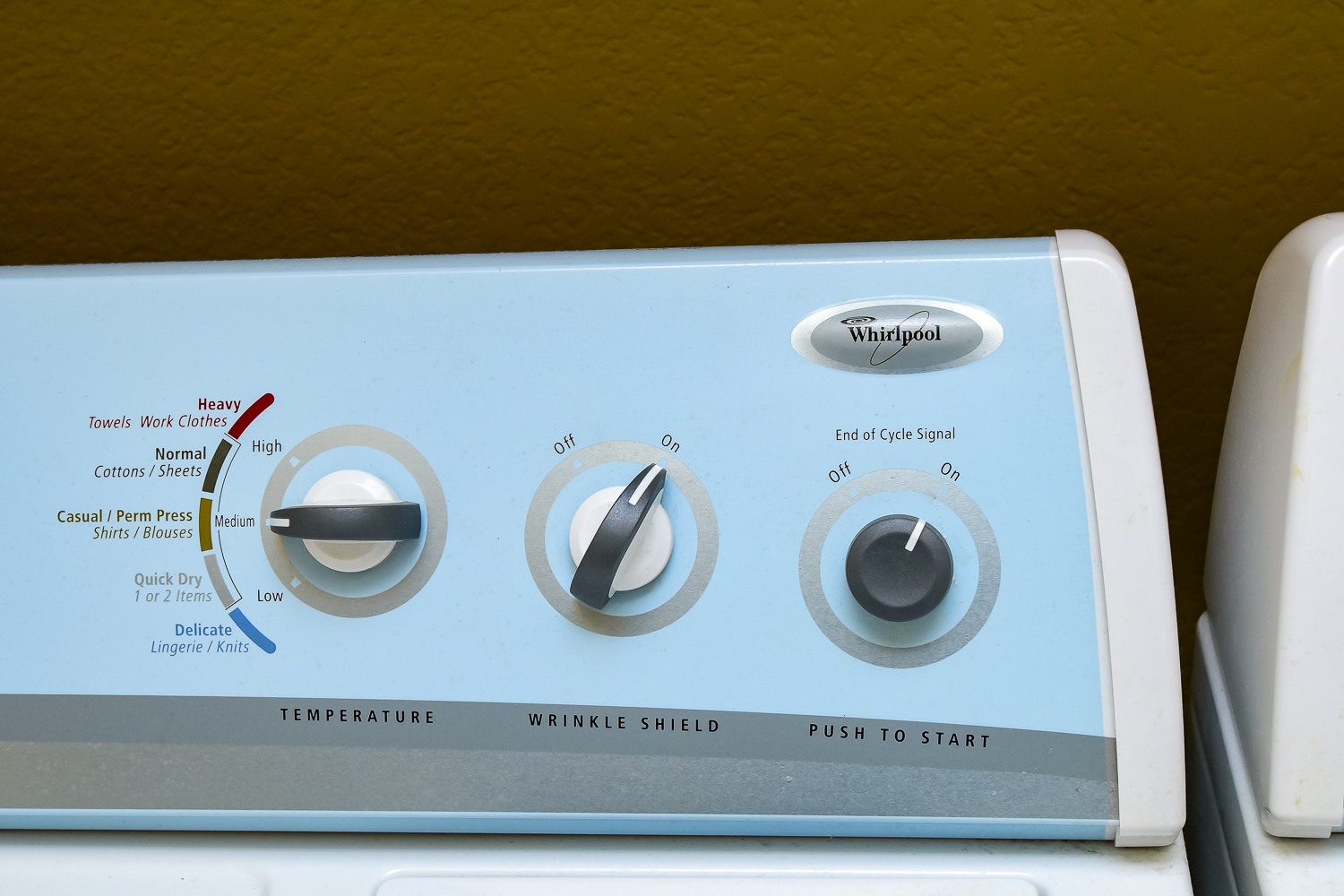 Whirlpool Washer and Dryer Set EBTH