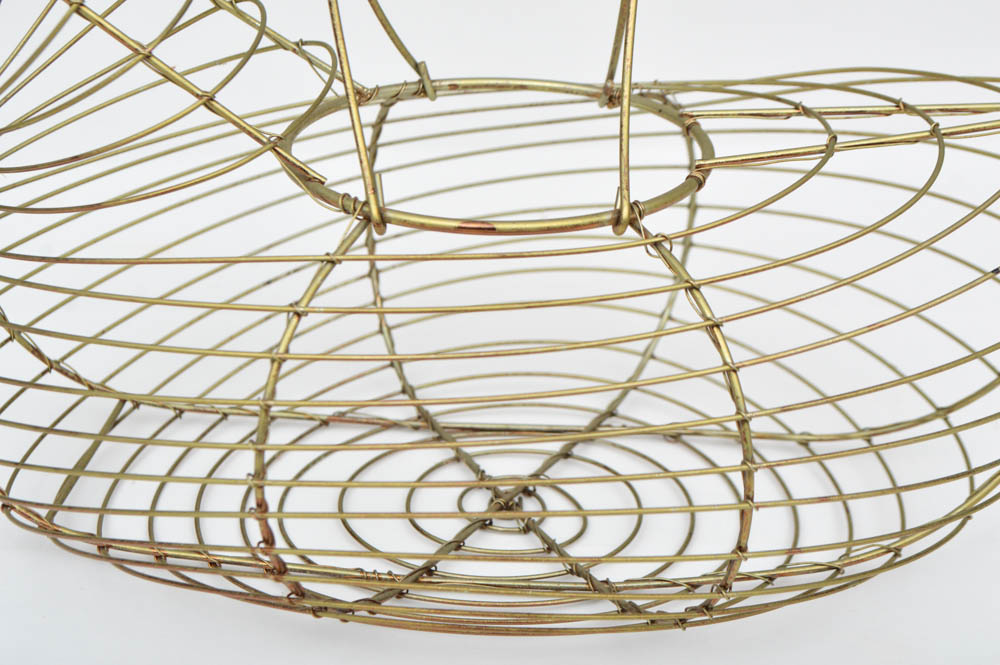 Vintage Wire Egg Basket EBTH