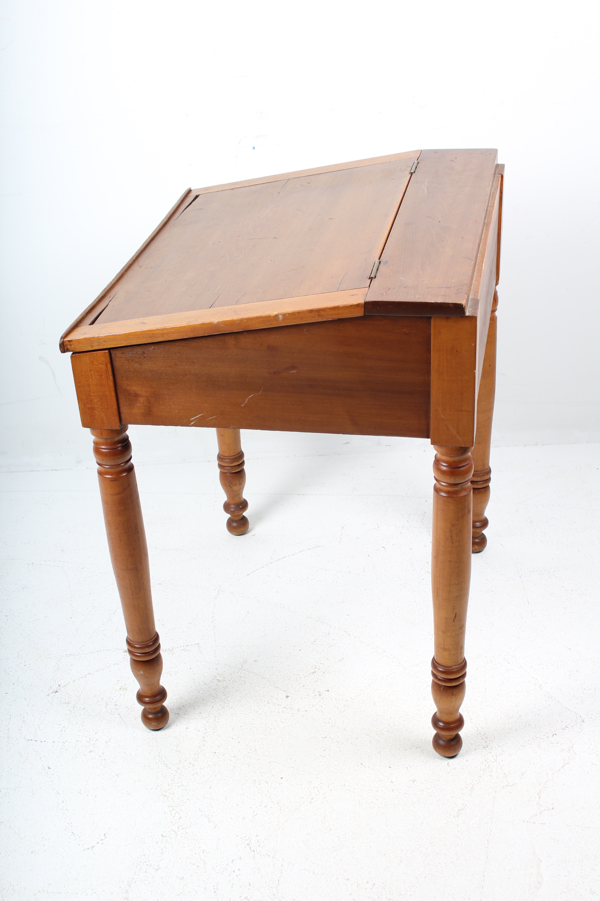 Antique Slant Top Writing Desk with Lift Top EBTH