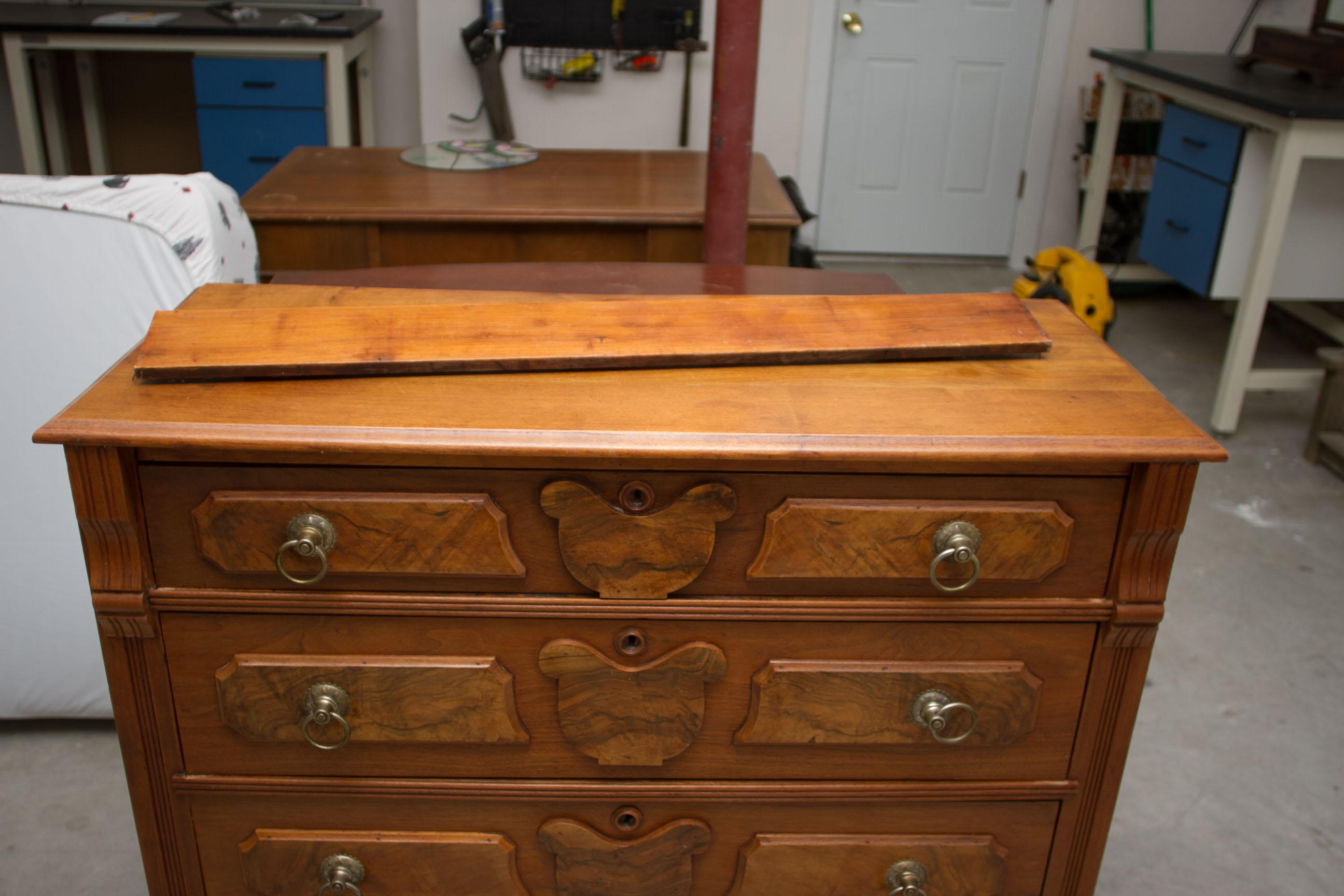 Antique Victorian Dresser Chest EBTH