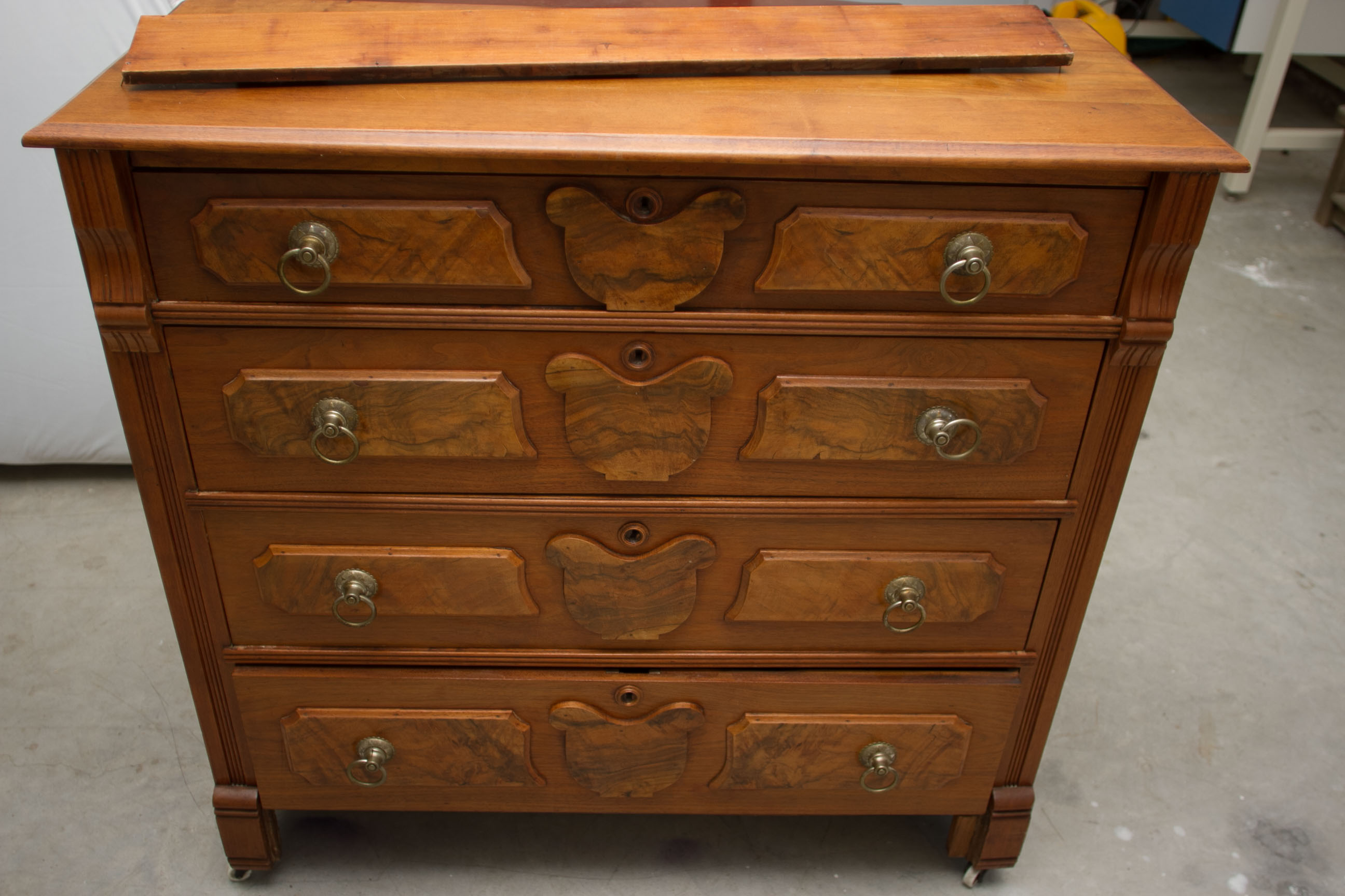 Antique Victorian Dresser Chest EBTH