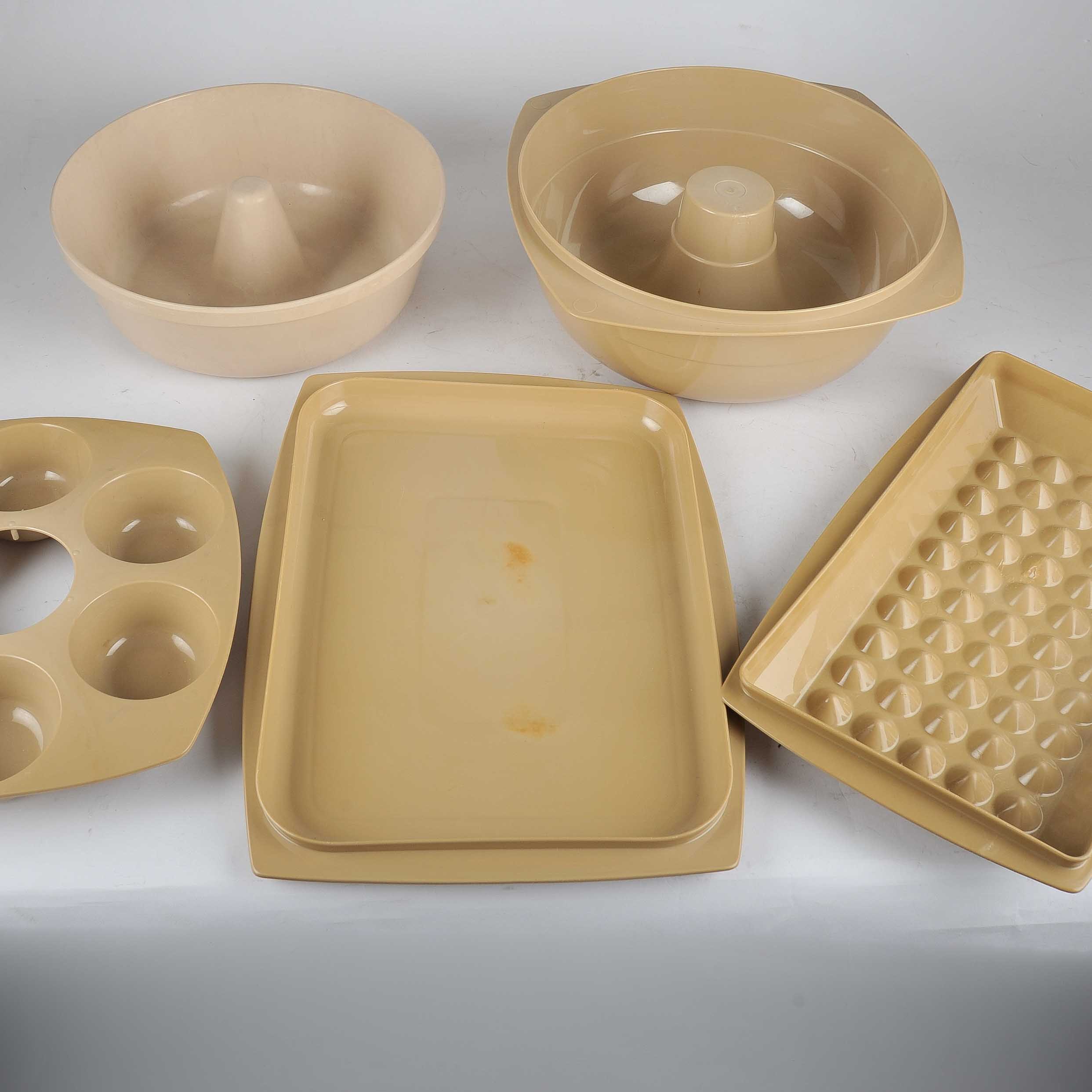 Vintage MicroEtte Microwave Safe Cookware EBTH