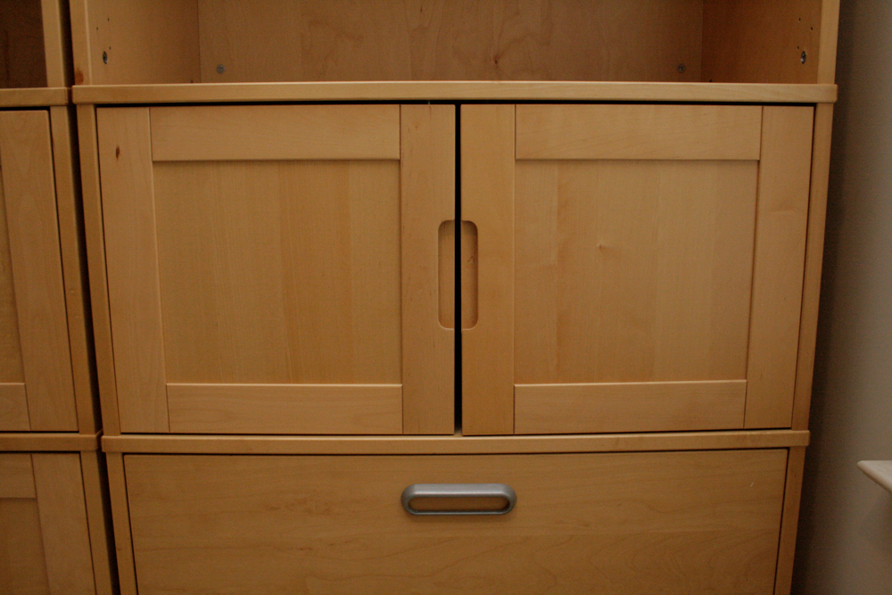 IKEA "Effektiv" Contemporary Shelf and EBTH