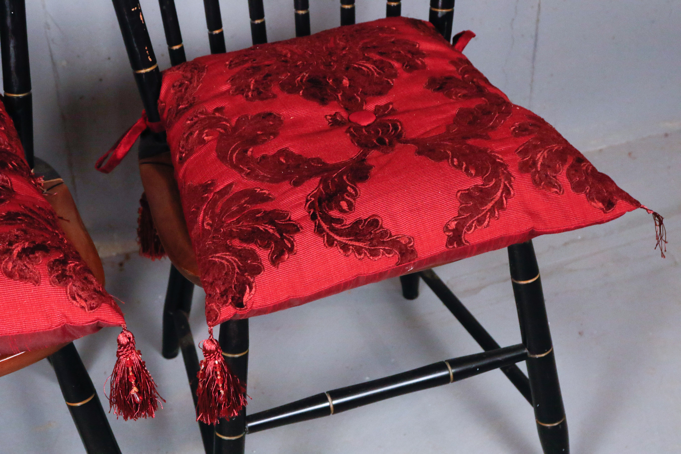 Pair of Spindle Back Hitchcock Chairs with Cushions EBTH