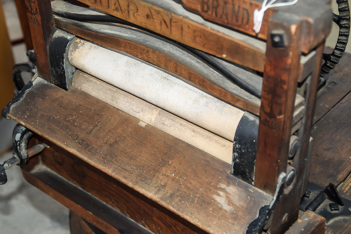 Antique William Blackstone Washer EBTH