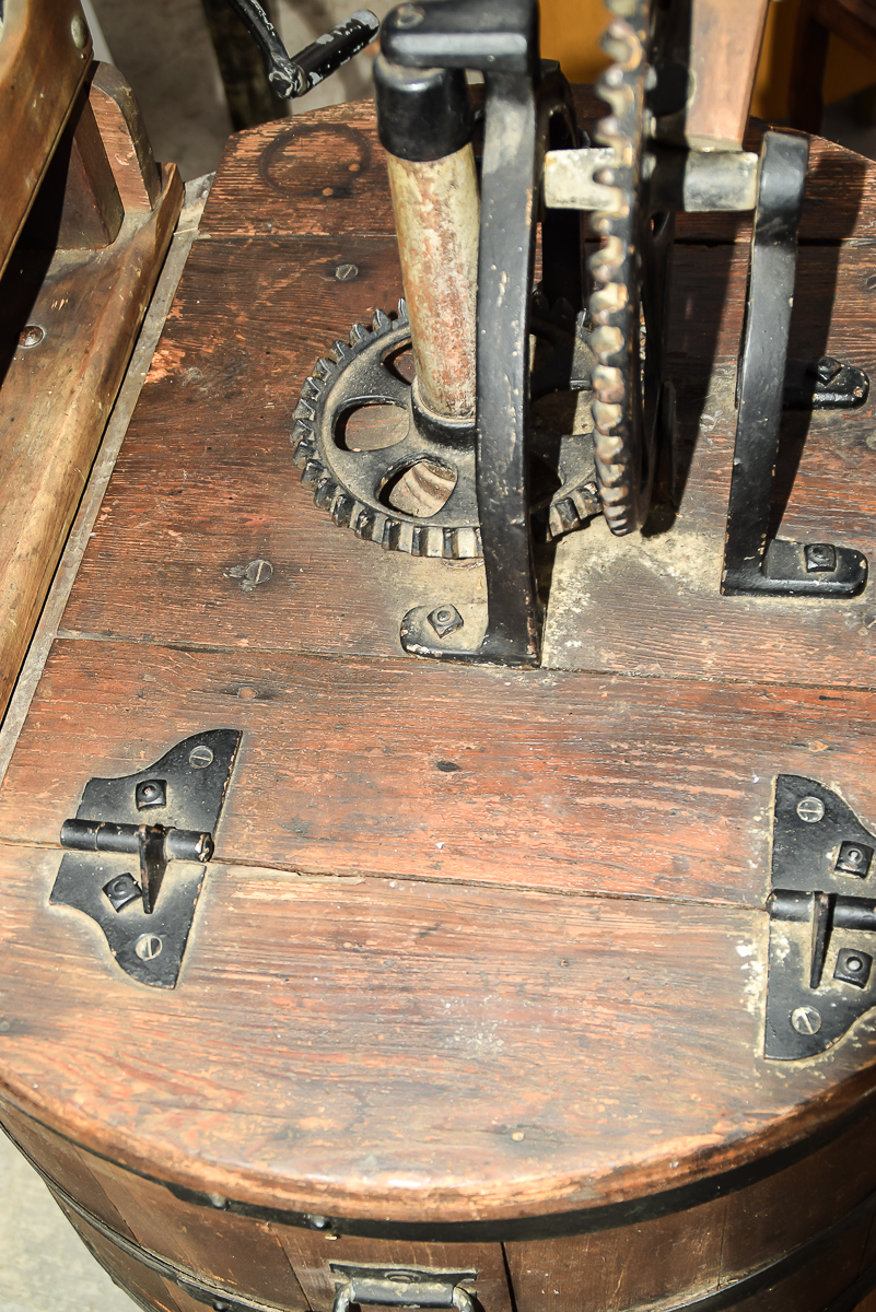 Antique William Blackstone Washer EBTH