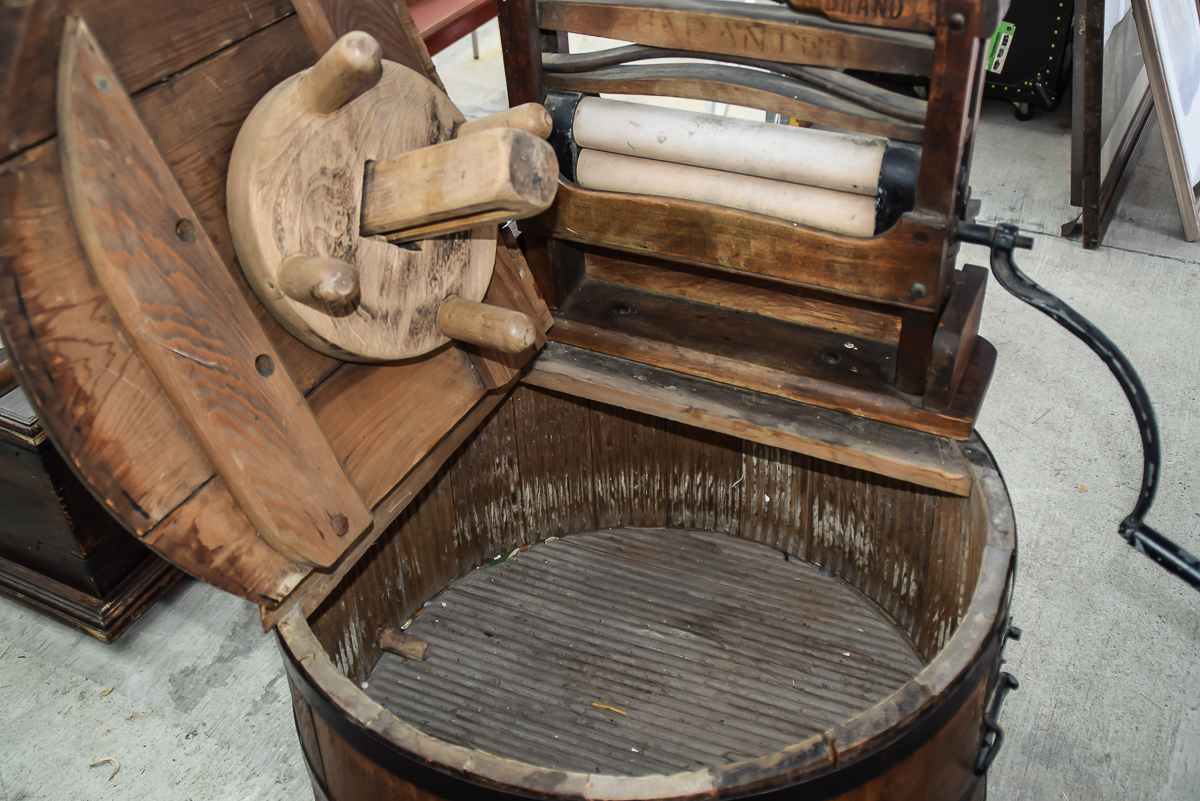 Antique William Blackstone Washer EBTH