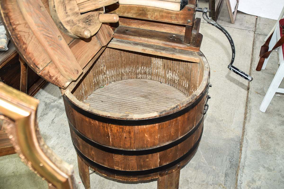 Antique William Blackstone Washer EBTH