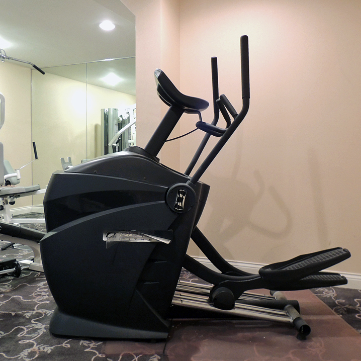 octane q35x elliptical cross trainer