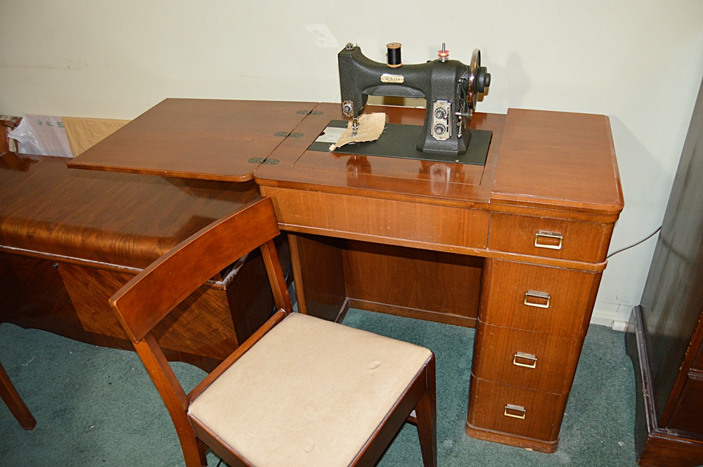 Vintage White Sewing Machine with Art Deco EBTH