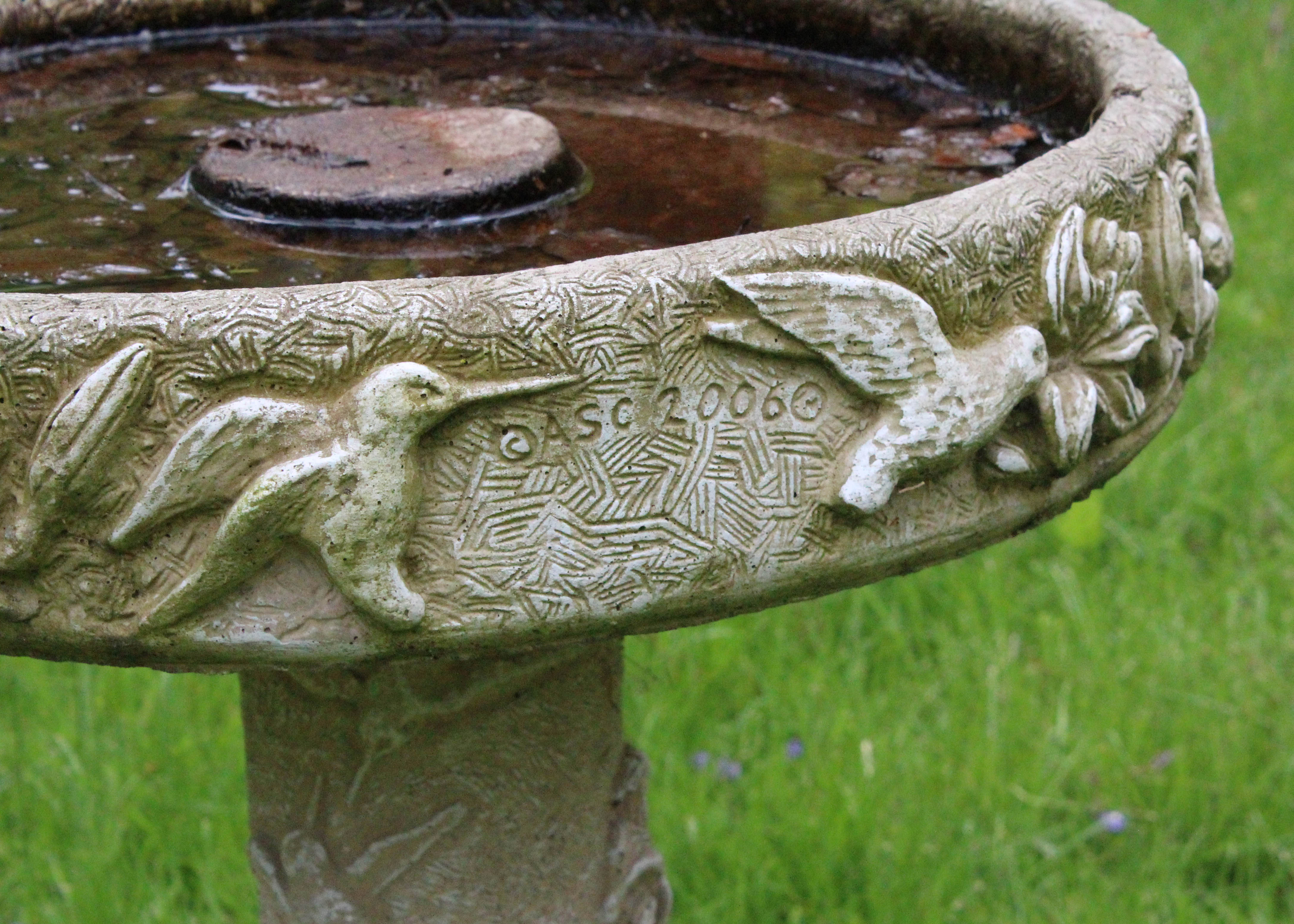 Concrete Garden Bird Bath EBTH