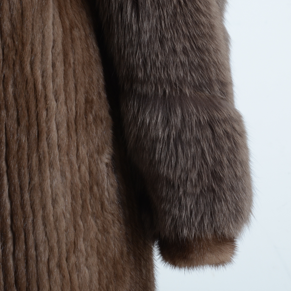 Alaskan Custom Built Furs of Kansas City Muskrat and Fox Fur Coat EBTH