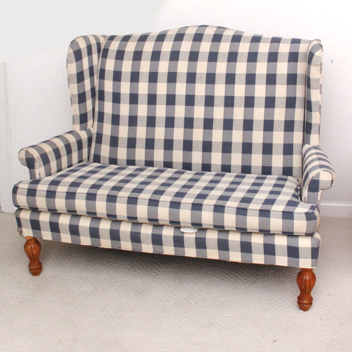 Broyhill Blue and White High Back Settee : EBTH