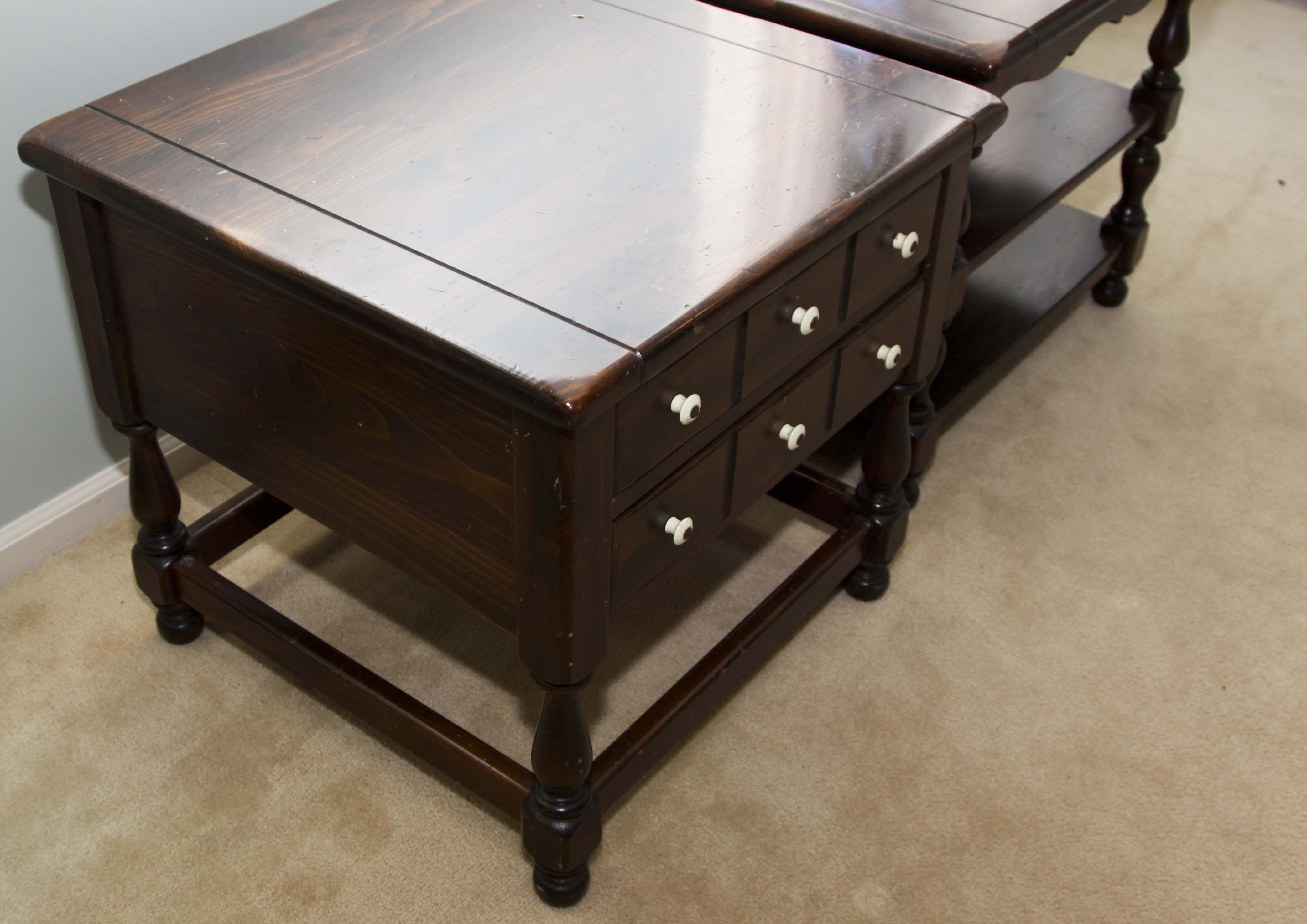 Pair of Vintage Ethan Allen End Tables 'Old Tavern Collection' EBTH