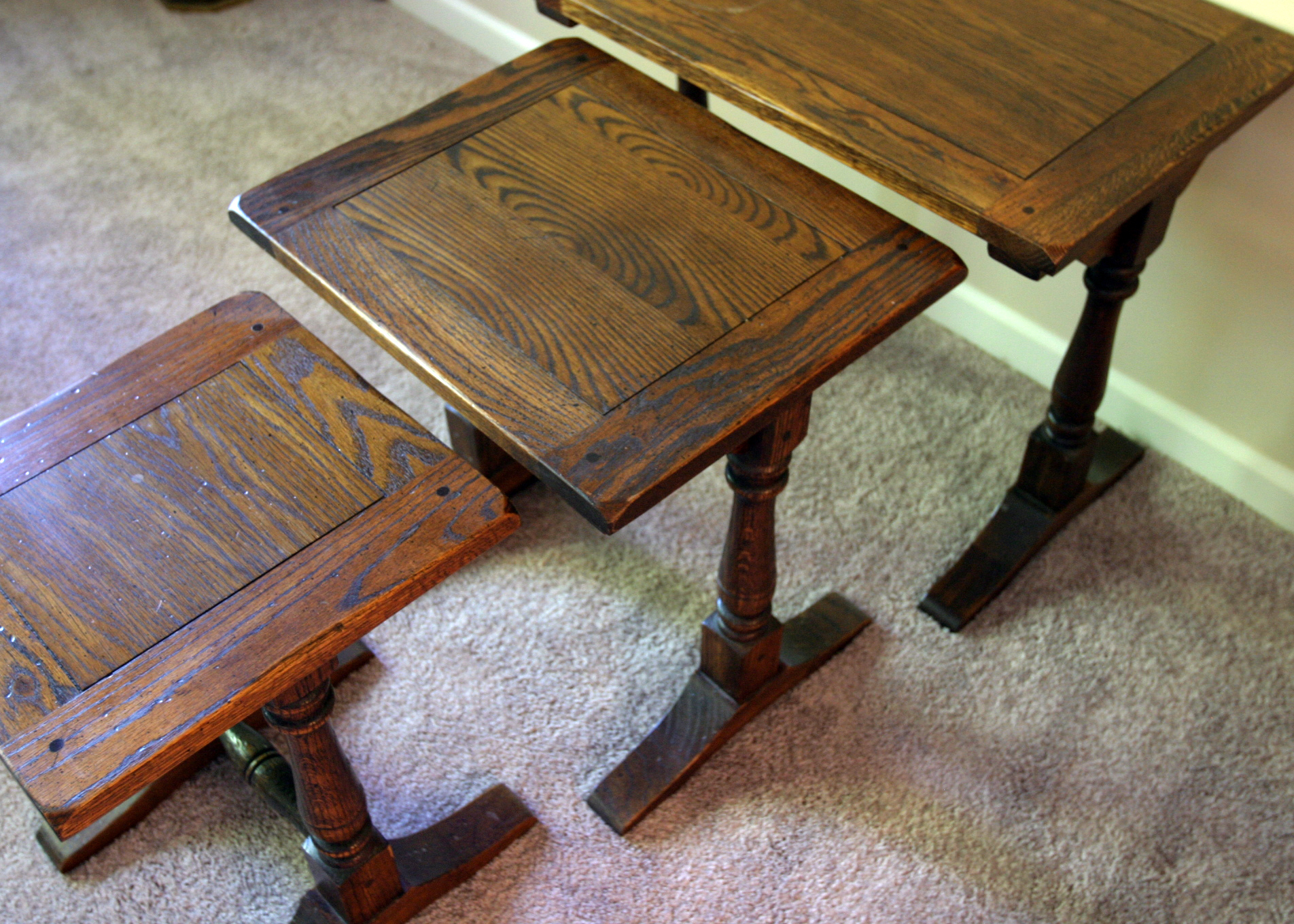 Vintage Oak Nesting Tables EBTH