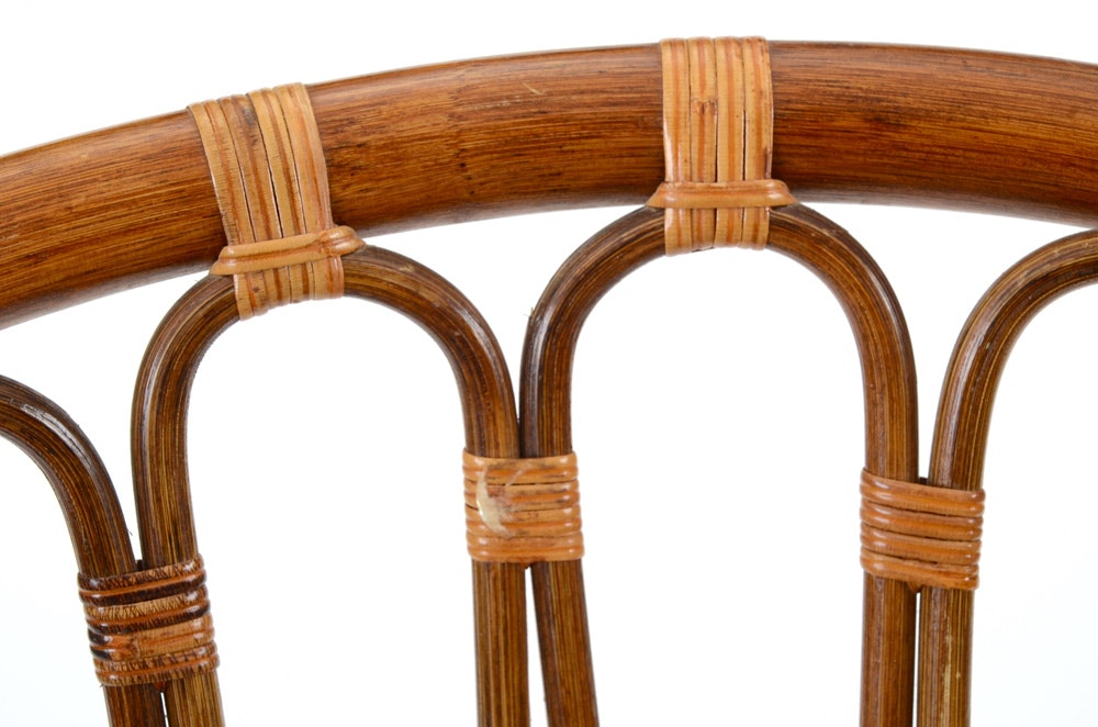 Pair of Wicker Accent Chairs : EBTH