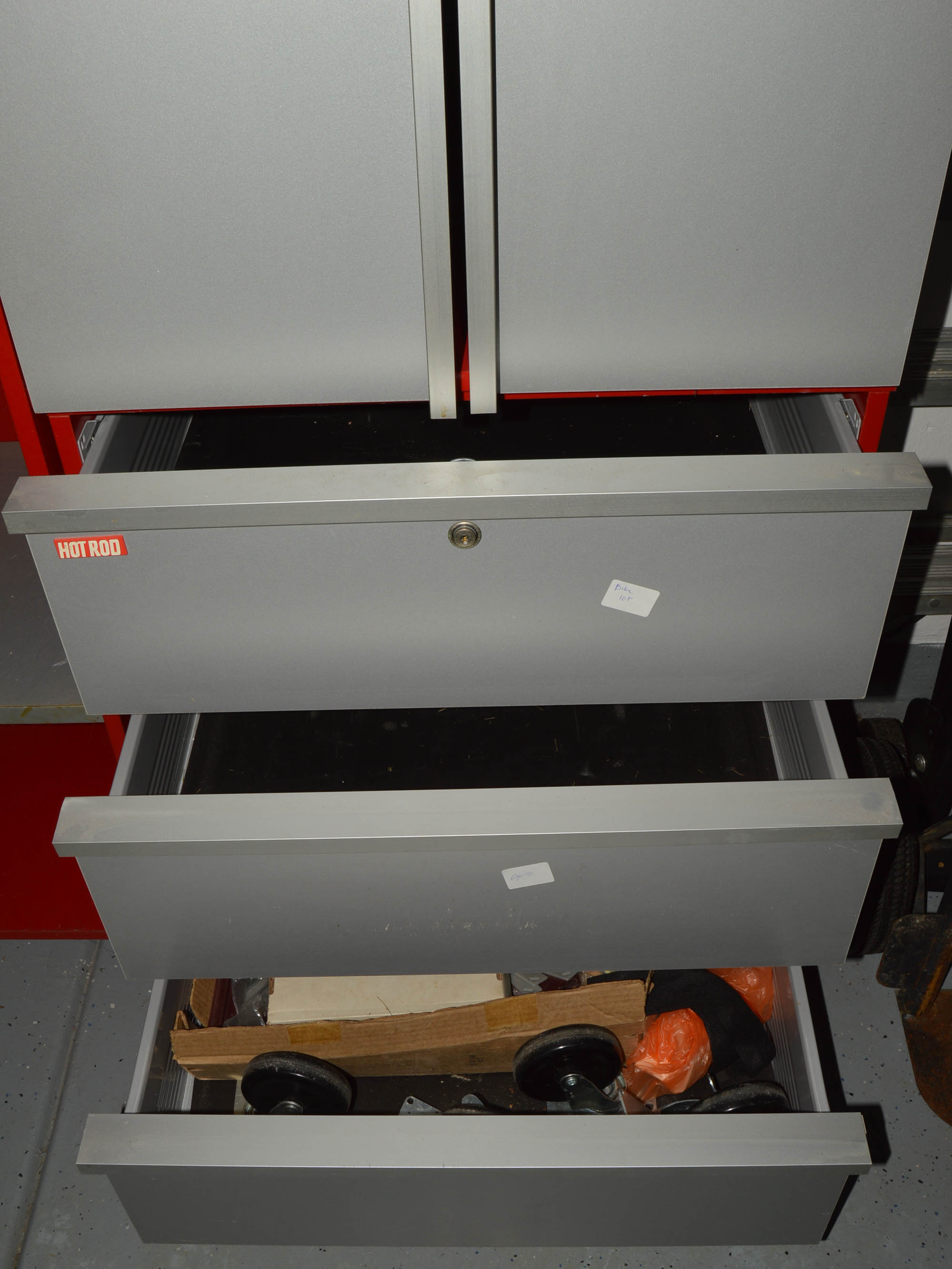 Hot Rod Garage Storage EBTH