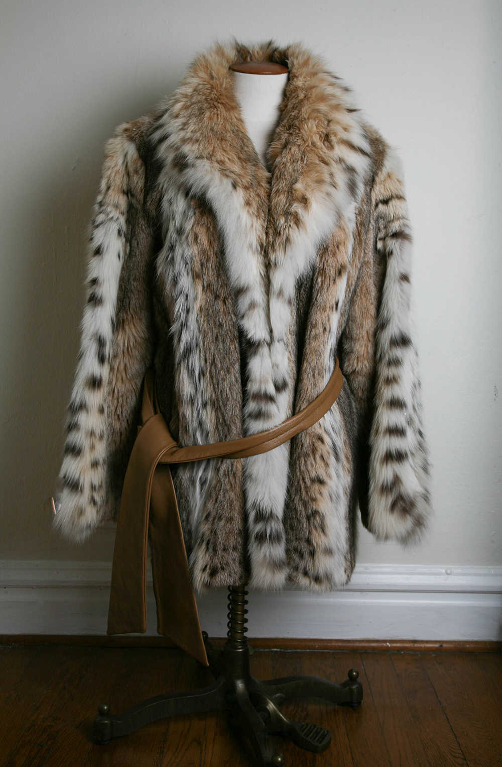 Vintage Leppert RoosSt. Louis Women's Lynx Fur Coat EBTH