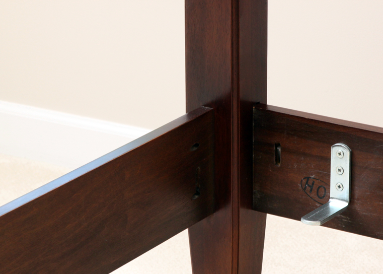 Henredon Four Poster King Bed Frame EBTH