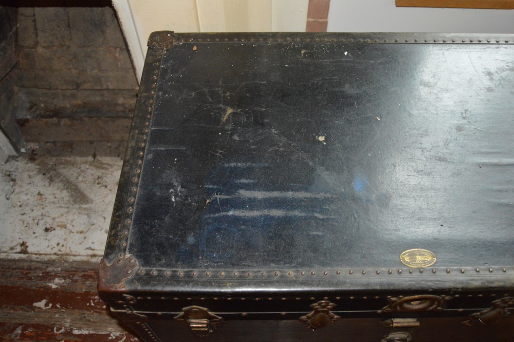 Rogers & Madison Trunk Corp. Trunk EBTH