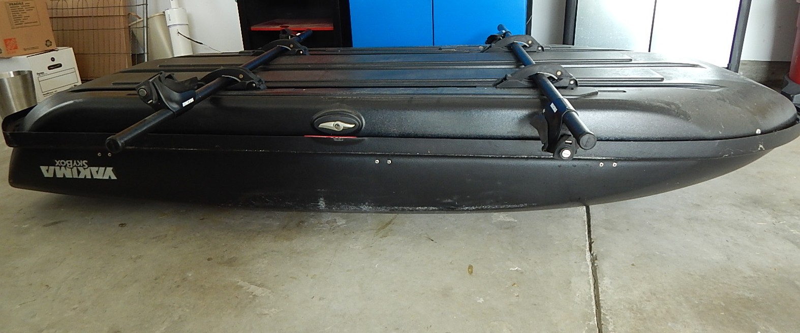 Yakima SkyBox 18 CarTop Luggage Carrier EBTH