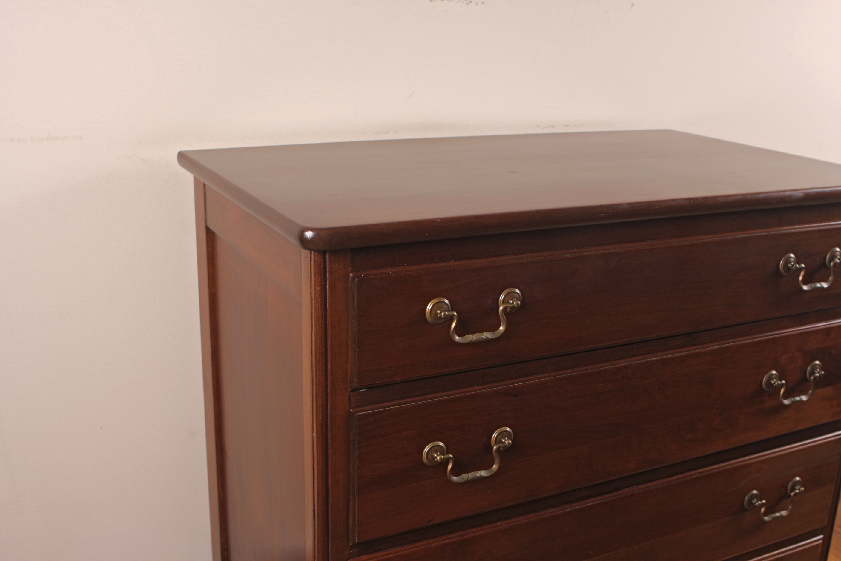 MidCentruy Small Cherry Chest of Drawers From Willett EBTH