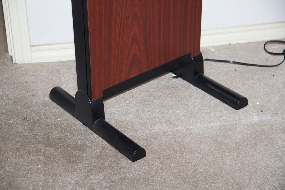 Bentley Men's Valet and Pants Press EBTH