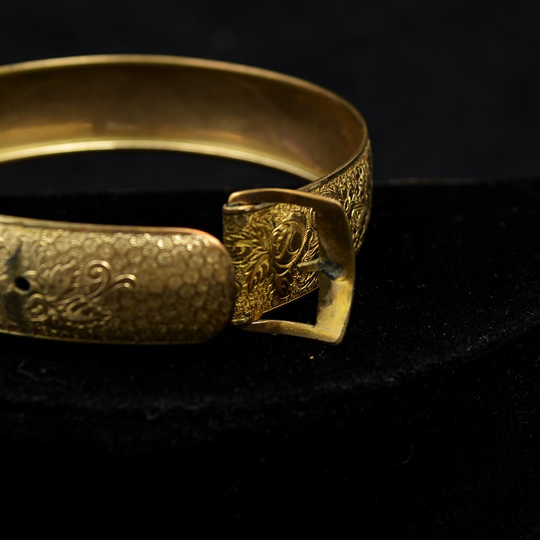 Pair of Vintage Belt Buckle Bracelets EBTH