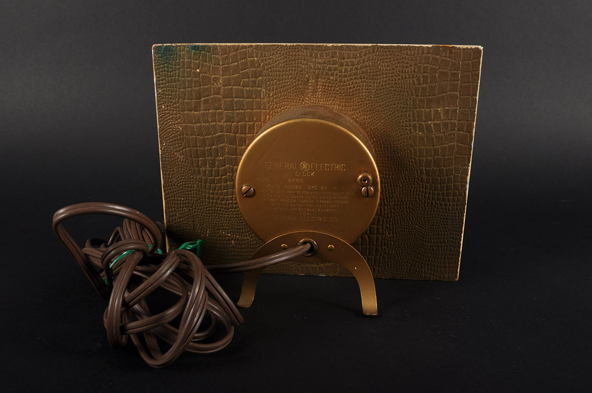 General Electric Art Deco Desk Clock "Mirage" by John Rainbault EBTH