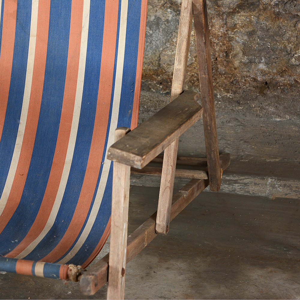 Vintage Striped Folding Beach Chairs EBTH
