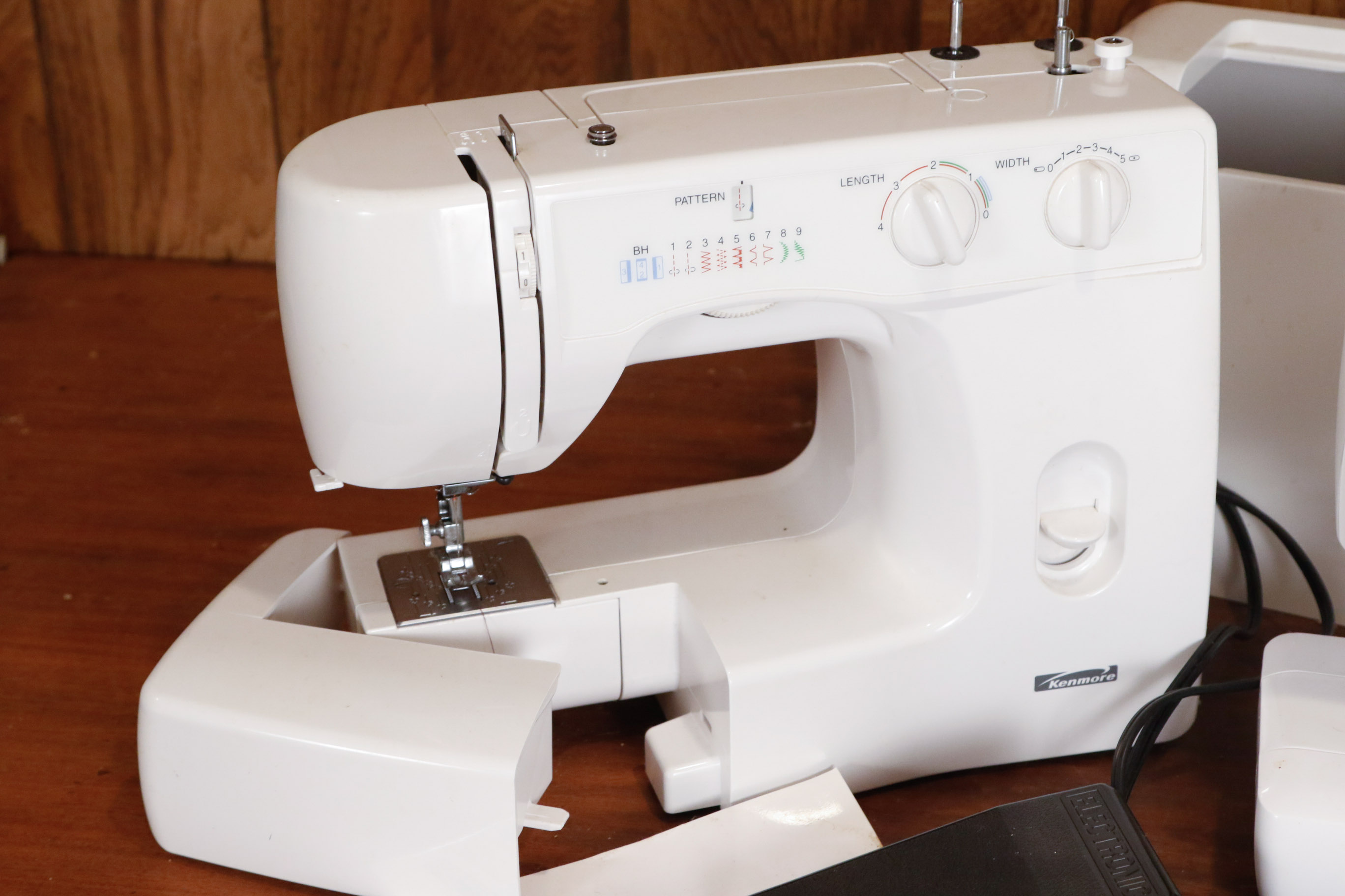 Janome and Kenmore Sewing Machines EBTH