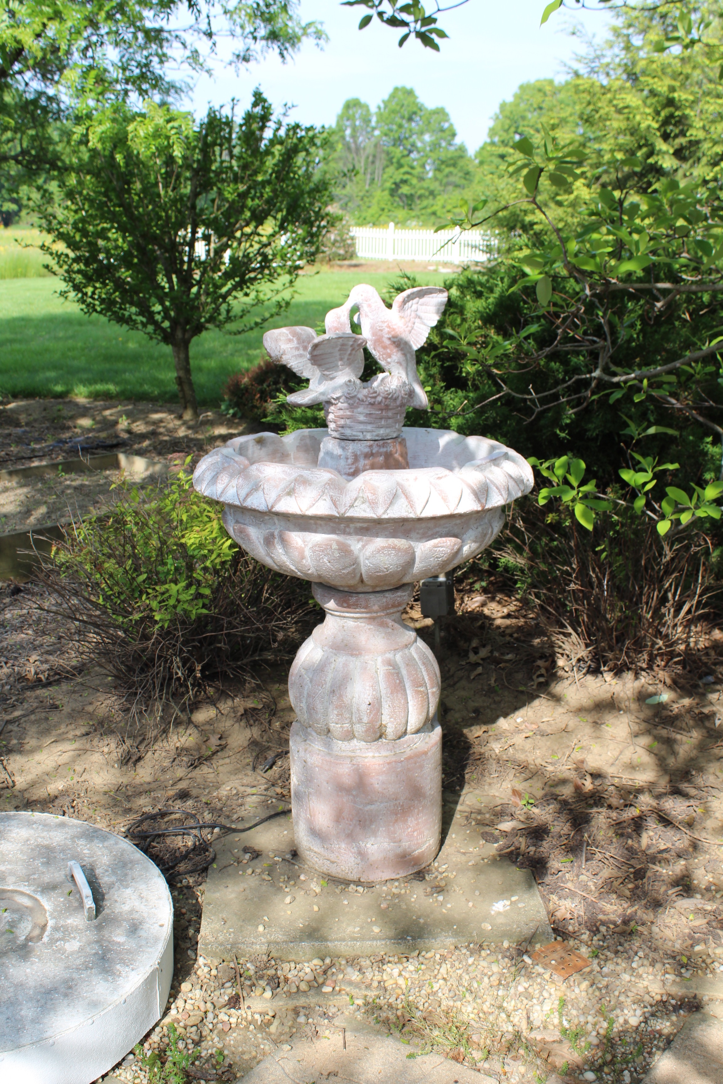 Henri Studio, Inc. Cast Concrete Bird Bath Fountain EBTH