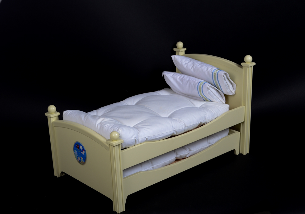 american girl doll pull out bed
