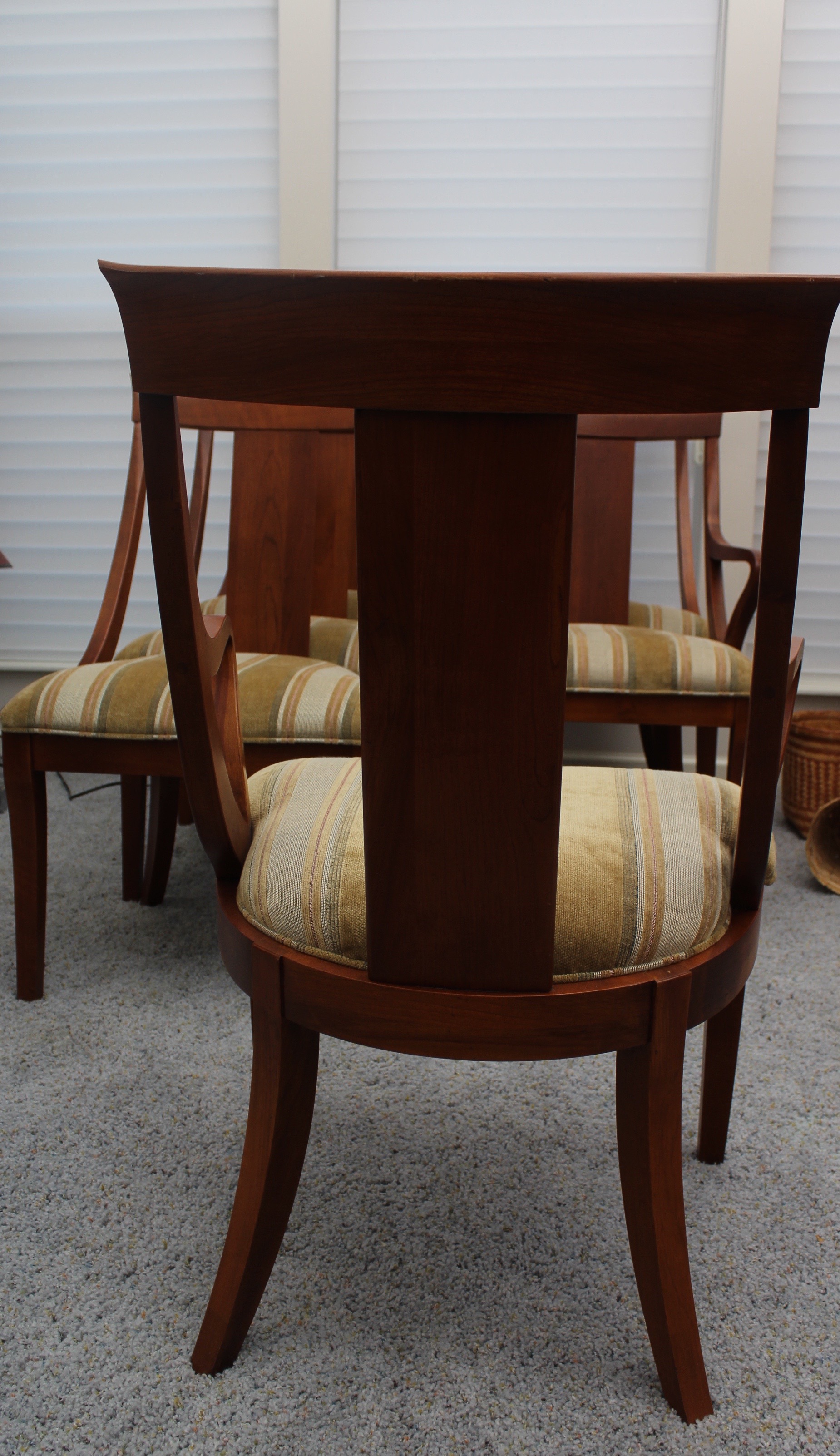 Modern Ethan Allen "Medallion" Dining Chair Set EBTH