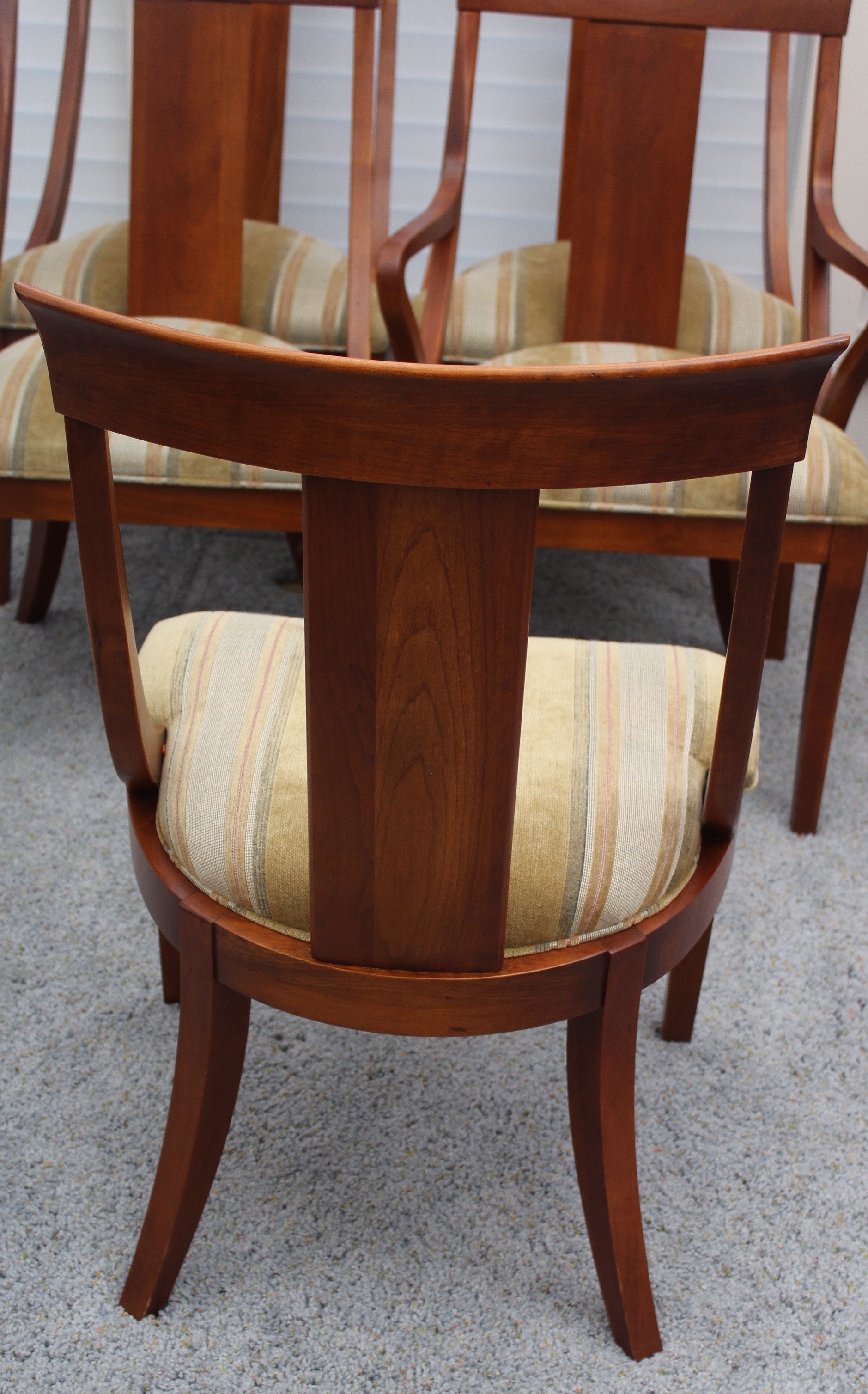 Modern Ethan Allen "Medallion" Dining Chair Set EBTH