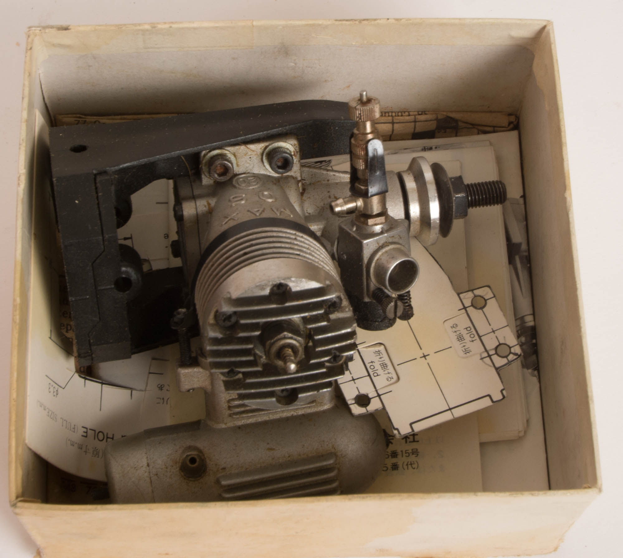 Hirobo Shuttle Z Model Helicopter EBTH