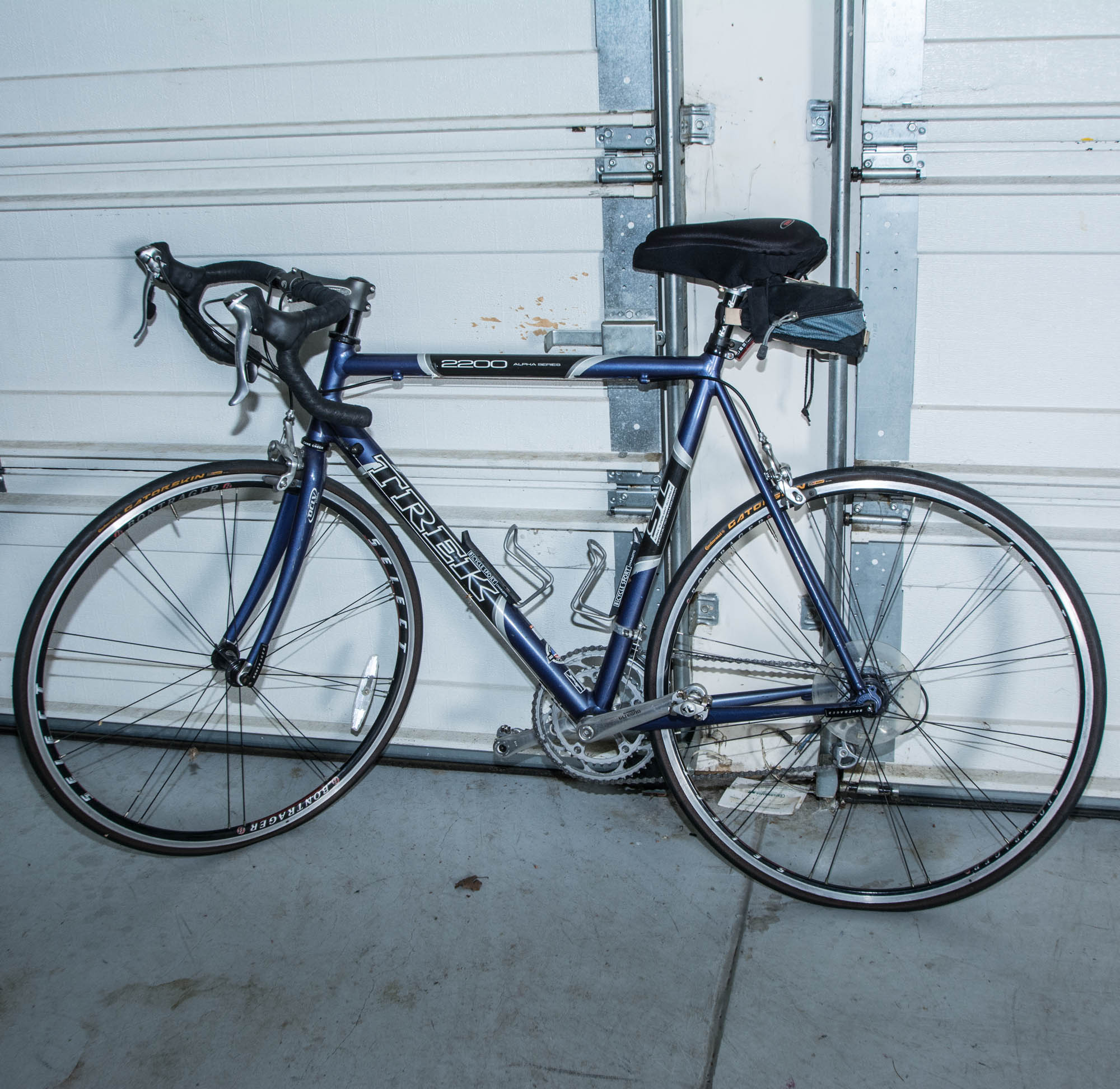trek alpha series 2200