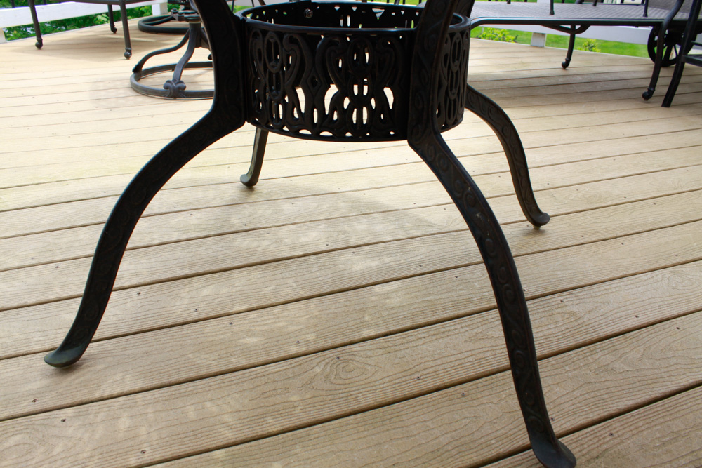 Hanamint Patio Tuscany Dining Table & Chairs EBTH