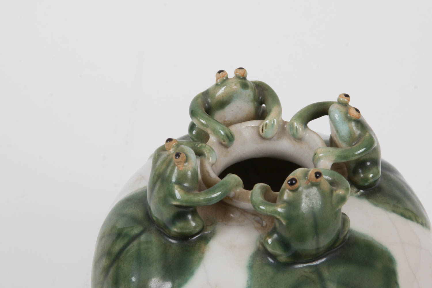 Vase with Frogs EBTH